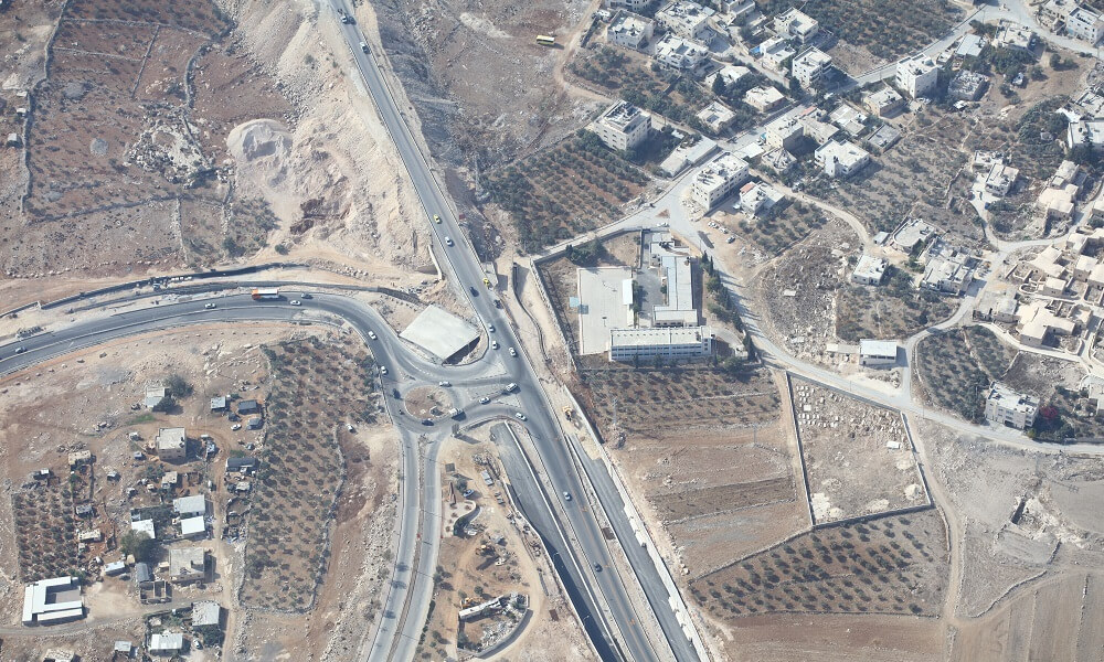הבניה בהתקדמות 2 - כיכר אדם מלמעלה